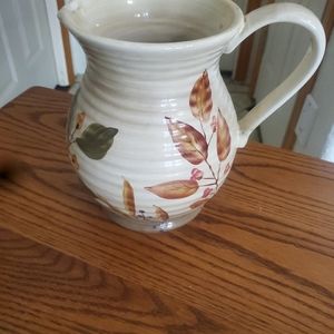 Home trends pitcher Leaf Motif 8” Tall 96oz No Chips Or Cracks